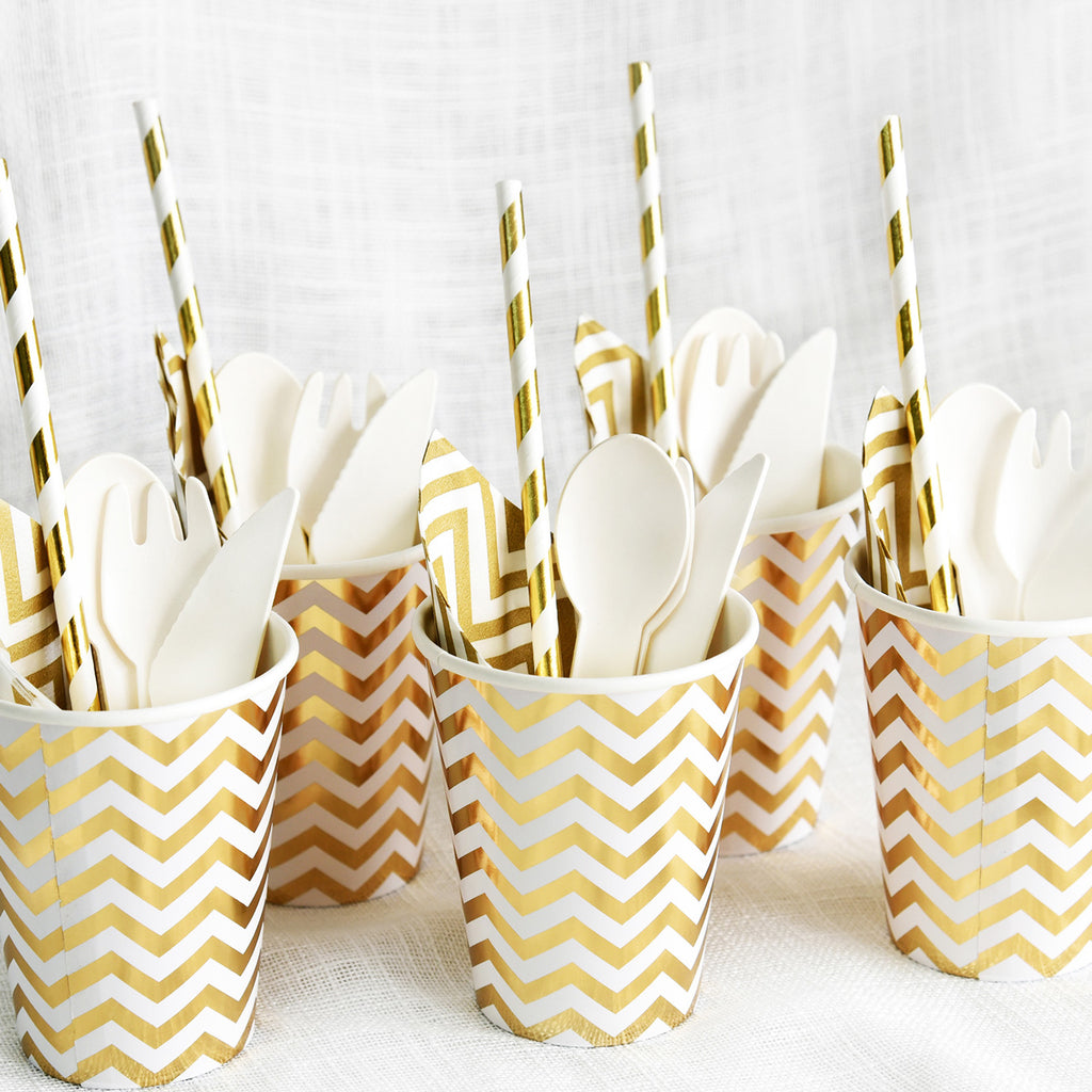 White with Gold Metallic Chevron Pattern Fancy Party Paper Cups — STRA -  STRAWTOPIA